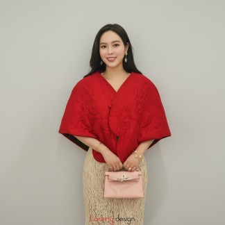 Áo chần bông búp sen lụa đỏ